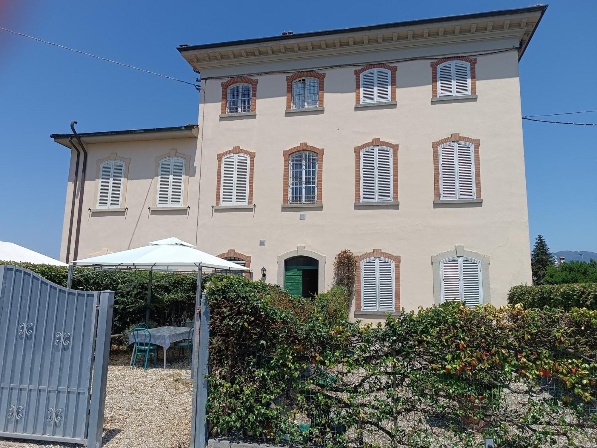 Casa Garibaldi Villa Lucca Exterior photo